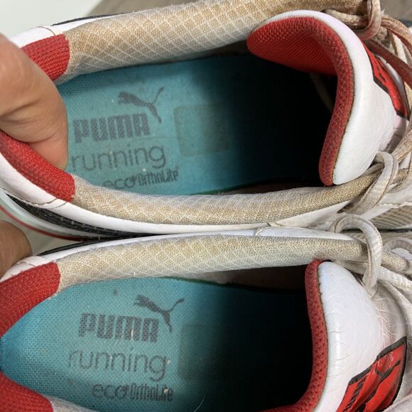 Athletic_Shoes